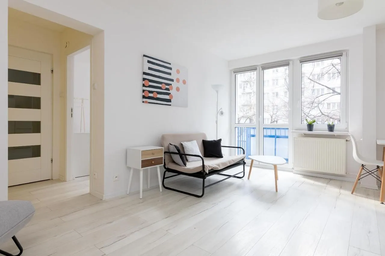 Rondo Onz Sunny Apartment Warsaw